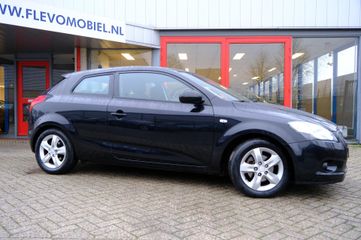 Voertuigafbeelding 3