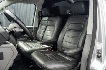 Voertuigafbeelding 12