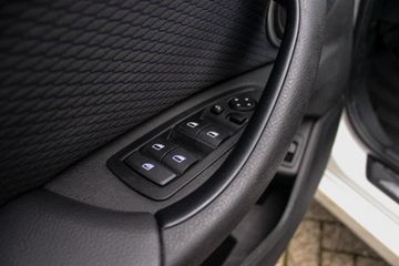 Voertuigafbeelding 35