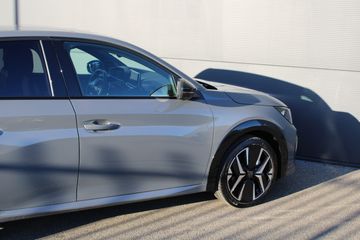 Voertuigafbeelding 10