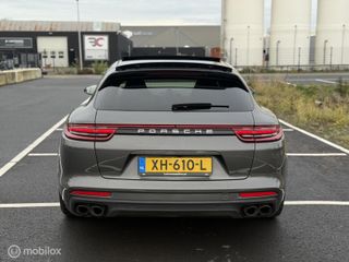 Voertuigafbeelding 8