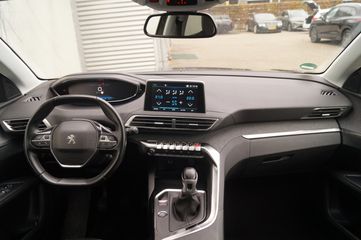 Voertuigafbeelding 12