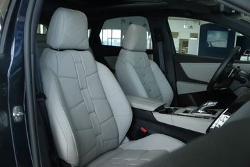 Voertuigafbeelding 2