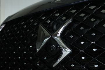 Voertuigafbeelding 6