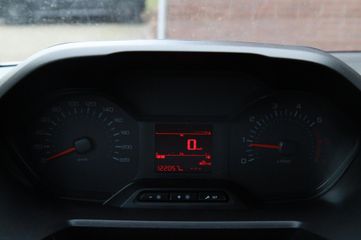 Voertuigafbeelding 12