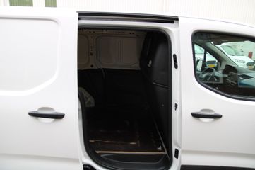 Voertuigafbeelding 7