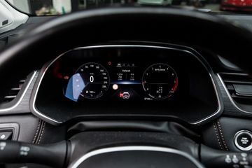 Voertuigafbeelding 13