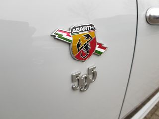 Voertuigafbeelding 6