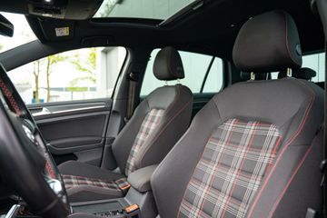 Voertuigafbeelding 23