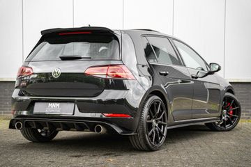 Voertuigafbeelding 3