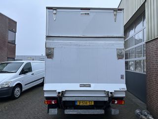 Voertuigafbeelding 5