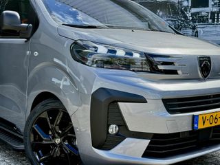 Voertuigafbeelding 19