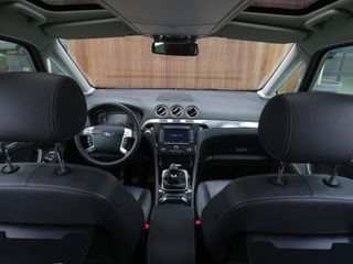 Voertuigafbeelding 14