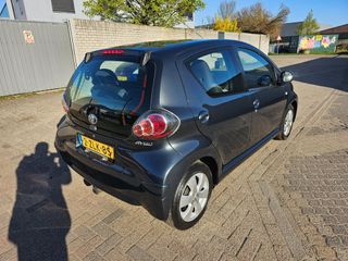 Voertuigafbeelding 4