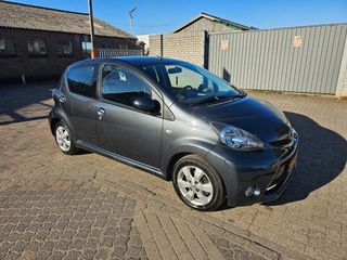 Voertuigafbeelding 6