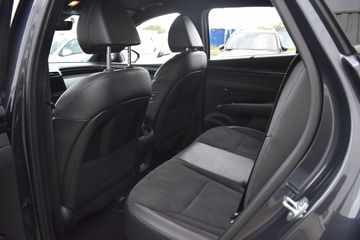 Voertuigafbeelding 12