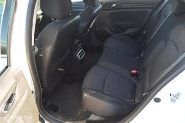 Voertuigafbeelding 4