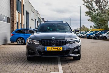 Voertuigafbeelding 8