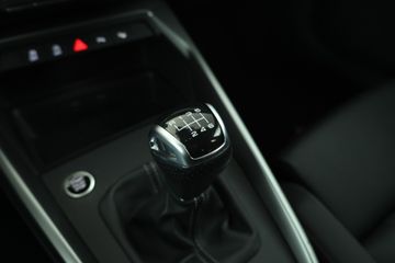 Voertuigafbeelding 32