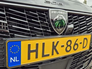 Voertuigafbeelding 8