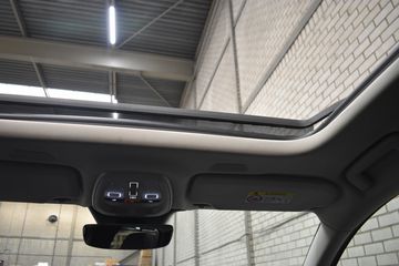 Voertuigafbeelding 37