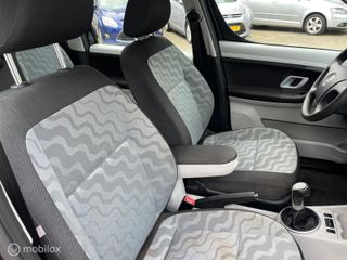 Voertuigafbeelding 7