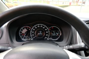 Voertuigafbeelding 11