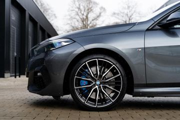 Voertuigafbeelding 38