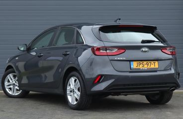 Voertuigafbeelding 6