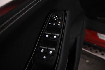 Voertuigafbeelding 14