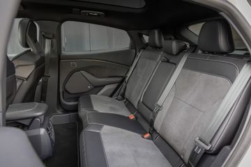 Voertuigafbeelding 38