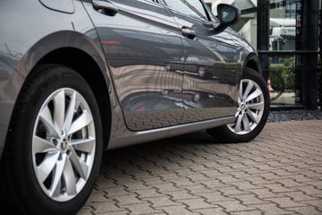 Voertuigafbeelding 4