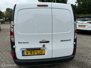 Voertuigafbeelding 6