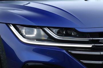 Voertuigafbeelding 4