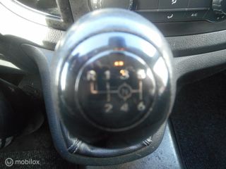 Voertuigafbeelding 12