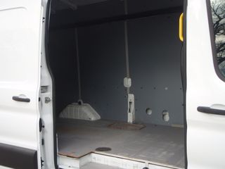 Voertuigafbeelding 4