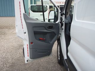 Voertuigafbeelding 9