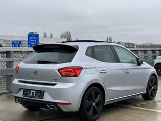 Voertuigafbeelding 9