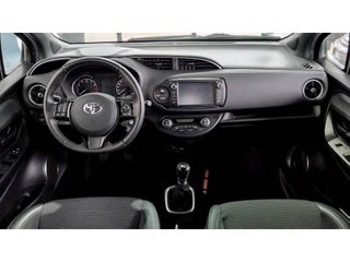 Voertuigafbeelding 6