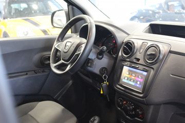 Voertuigafbeelding 6