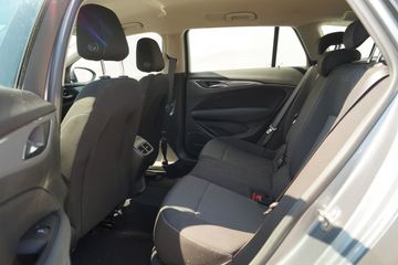 Voertuigafbeelding 6