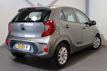 Voertuigafbeelding 6