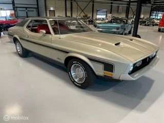 Voertuigafbeelding 1