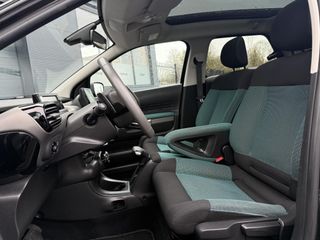 Voertuigafbeelding 6