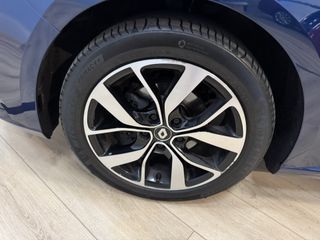 Voertuigafbeelding 32