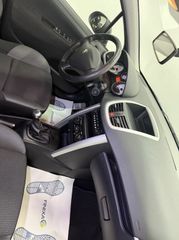 Voertuigafbeelding 12