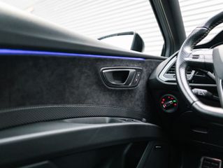 Voertuigafbeelding 8