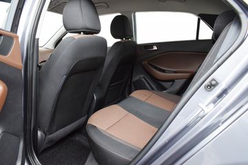 Voertuigafbeelding 8