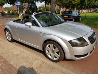 Voertuigafbeelding 12