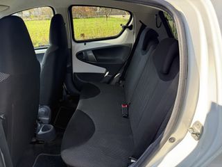 Voertuigafbeelding 6